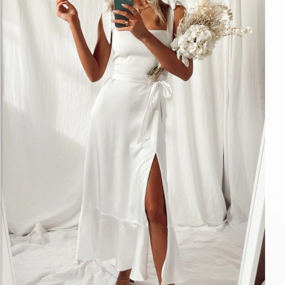 Show Me Your Mumu Garden Midi Dress in White, Size S